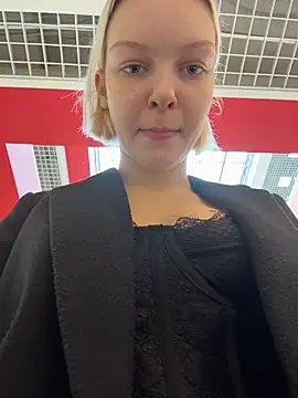 Snapshot of AshleyMur chatting on March 27, 6:08 am AshleyMur online show from March 27, 6:08 am