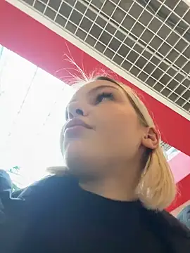 AshleyMur online show from May 10, 7:35 am