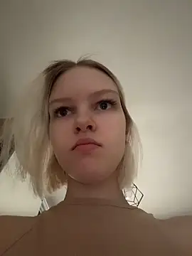 AshleyMur online show from May 13, 6:11 am