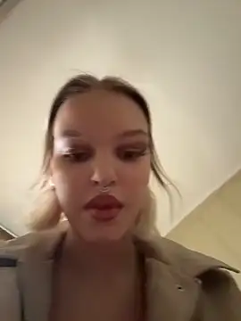 AshleyMur online show from May 26, 9:49 am