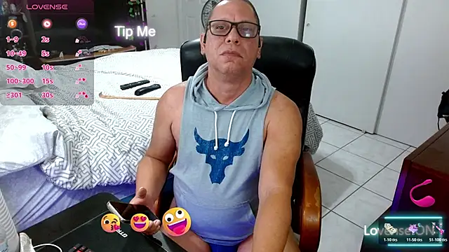 Daddy 1970 online show from April 1, 7:53 am