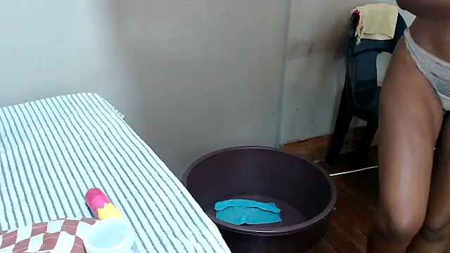 ExtraDoll online show from March 14, 6:30 am