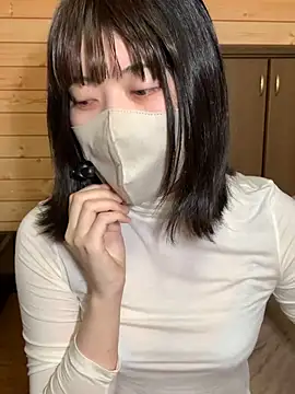 minami room online show from March 26, 12:33 pm