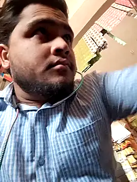 RaiStarrrr0-9 online show from January 11, 2:49 am