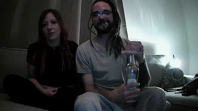 Snapshot of HornyBS92 chatting on April 4, 6:49 pm HornyBS92 online show from April 4, 6:49 pm