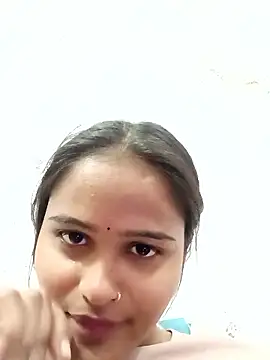 Cute--Aditi online show from January 8, 2:52 pm