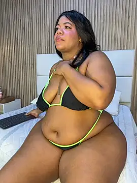 Snapshot of rachell_queen_ chatting on May 24, 6:02 pm rachell queen online show from May 24, 6:02 pm