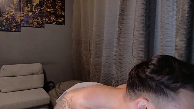 Snapshot of Master_Lukas chatting on April 20, 2:20 pm Master Lukas online show from April 20, 2:20 pm
