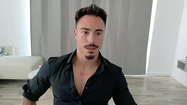 Snapshot of Master_Lukas chatting on May 12, 1:19 pm Master Lukas online show from May 12, 1:19 pm