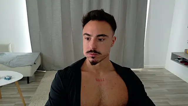 Snapshot of Master_Lukas chatting on May 21, 12:12 pm Master Lukas online show from May 21, 12:12 pm