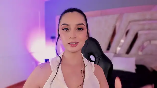  NatachaDiaz  online show from February 8, 3:43 am