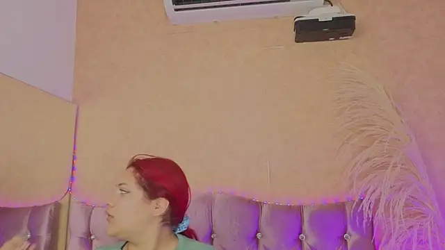 Snapshot of Missy_22_ chatting on March 19, 1:26 pm Missy 22 online show from March 19, 1:26 pm