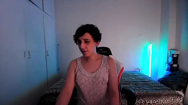 HoneyValentine online show from June 21, 7:49 pm