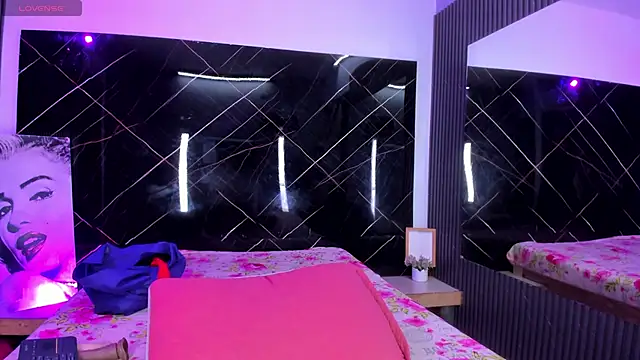 Skarleth queen online show from July 1, 3:41 am