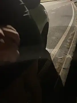 Snapshot of joel852 chatting on February 17, 12:40 am joel852 online show from February 17, 12:40 am