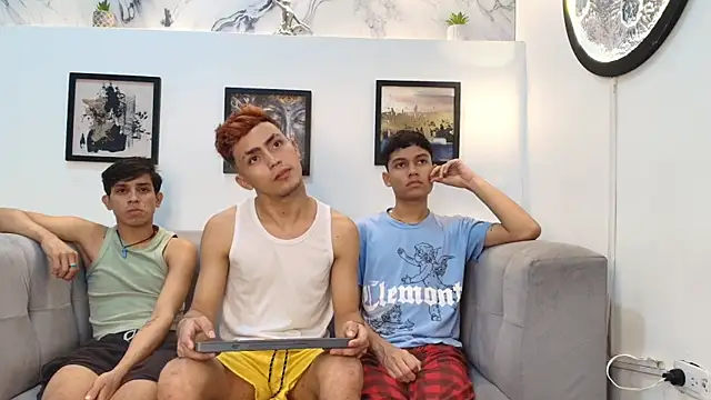 AVENGER BOYS2026 online show from February 10, 1:21 am