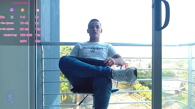 studentdeivy  online show from April 2, 10:18 pm