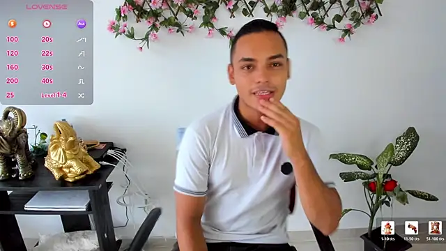 studentdeivy  online show from April 3, 10:52 pm