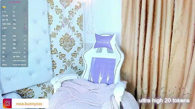 pinky  bunny online show from May 7, 2:17 am