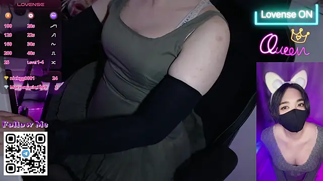 Snapshot of asiantransgirlsuki chatting on August 6, 2:08 pm asiantransgirlsuki online show from August 6, 2:08 pm