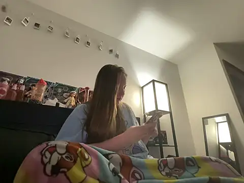 prettygirltracy 12 online show from January 7, 8:17 am