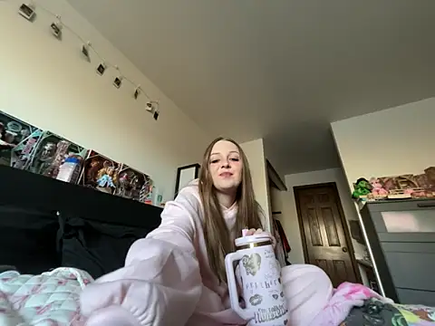 prettygirltracy 12 online show from January 31, 10:08 pm