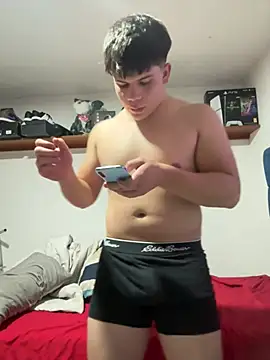 Snapshot of padrinito_69 chatting on February 19, 6:09 am padrinito 69 online show from February 19, 6:09 am