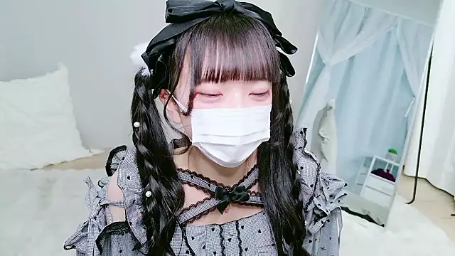 Snapshot of Nonn_chan chatting on February 9, 4:38 am Nonn chan online show from February 9, 4:38 am