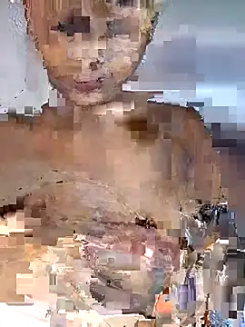 Snapshot of Royal-girl78 chatting on January 18, 5:06 pm Royal-girl78 online show from January 18, 5:06 pm