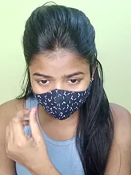 trinasa online show from February 19, 8:38 pm