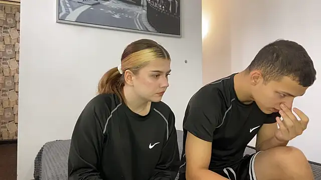 mirelcouple online show from February 10, 10:08 am