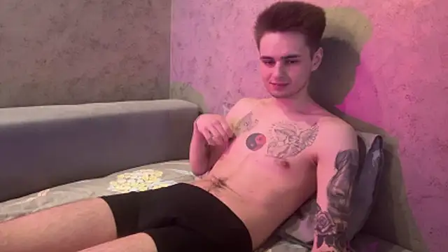 MikeCalix online show from February 6, 8:07 am