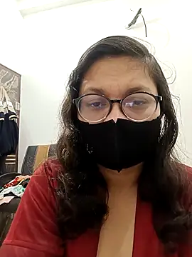 piryasharma005 online show from January 17, 1:32 am