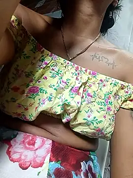 chikivivi- online show from May 16, 1:02 am