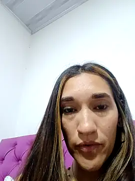 Snapshot of EcoDePiel chatting on January 16, 11:31 pm EcoDePiel online show from January 16, 11:31 pm