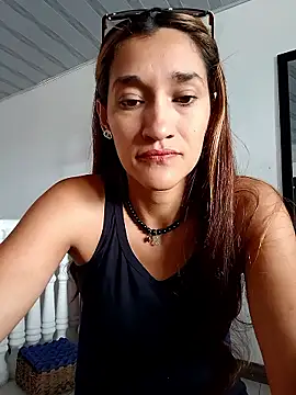 Snapshot of EcoDePiel chatting on January 19, 4:00 pm EcoDePiel online show from January 19, 4:00 pm