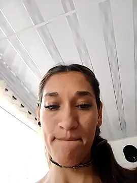 Snapshot of EcoDePiel chatting on February 8, 2:53 pm EcoDePiel online show from February 8, 2:53 pm