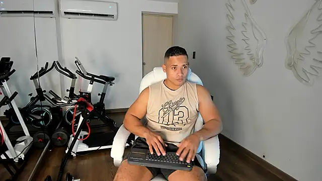 Jack Foster  online show from February 9, 3:43 am