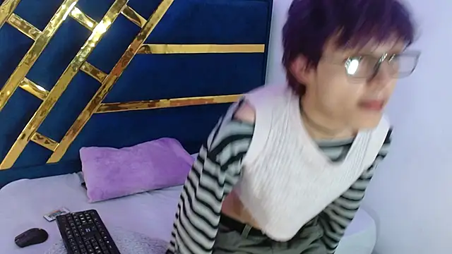 Angel adrien online show from January 8, 12:40 pm