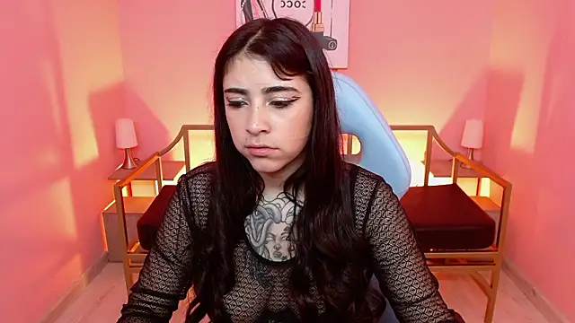 Snapshot of Adri_gomez_x chatting on January 15, 12:43 pm Adri gomez x online show from January 15, 12:43 pm