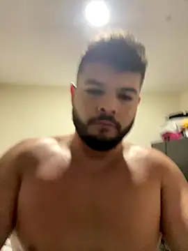 Snapshot of omarfer19 chatting on January 6, 4:21 pm omarfer19 online show from January 6, 4:21 pm