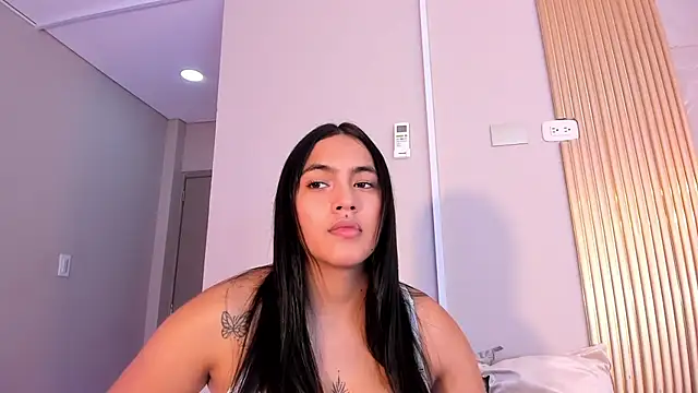 AlanaBlair  online show from March 21, 7:28 pm