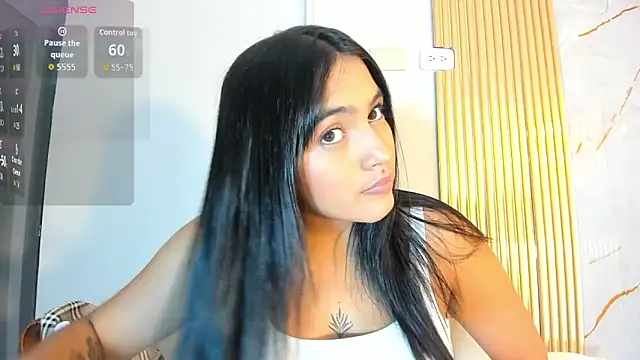 AlanaBlair  online show from March 31, 7:25 pm