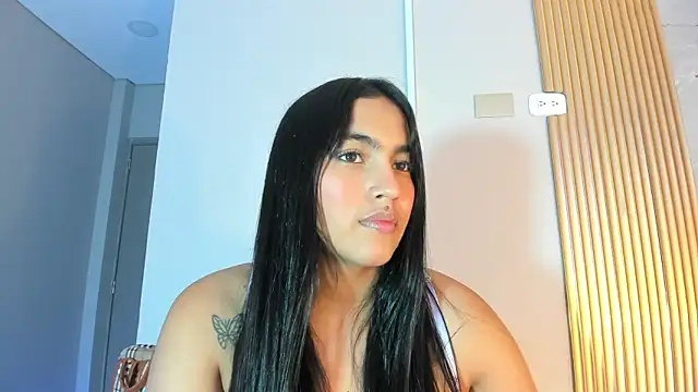 AlanaBlair  online show from April 1, 7:22 pm