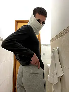 Snapshot of petiteyanel chatting on January 16, 11:42 pm petiteyanel online show from January 16, 11:42 pm