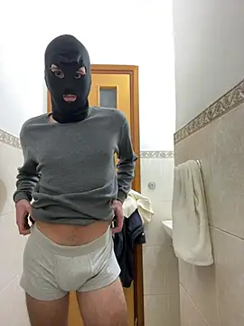 Snapshot of petiteyanel chatting on February 19, 12:17 am petiteyanel online show from February 19, 12:17 am