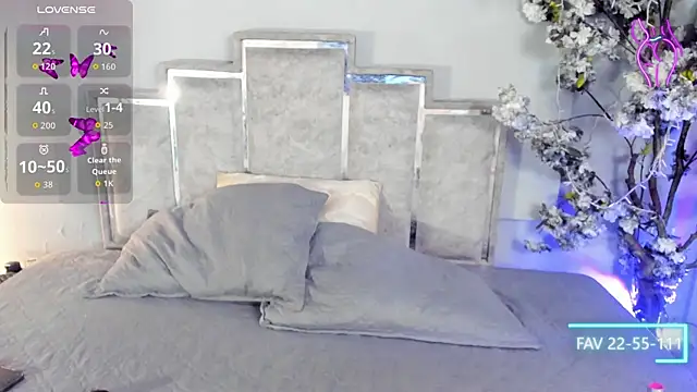Yasminbrattz online show from June 18, 11:58 am