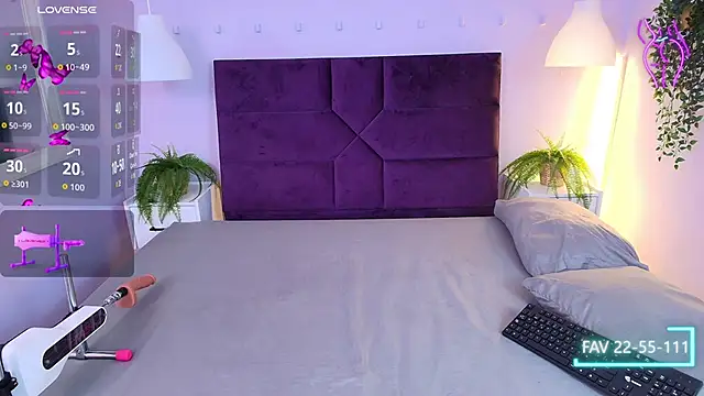 Yasminbrattz online show from June 27, 11:37 am