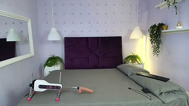 Yasminbrattz online show from July 1, 11:34 am