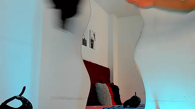 Liamsubtle01 online show from May 10, 11:04 am